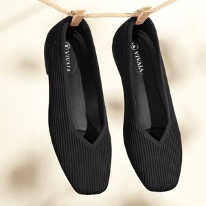 VIVAIA Square-Toe V-Cut Flats (Margot 2.0)